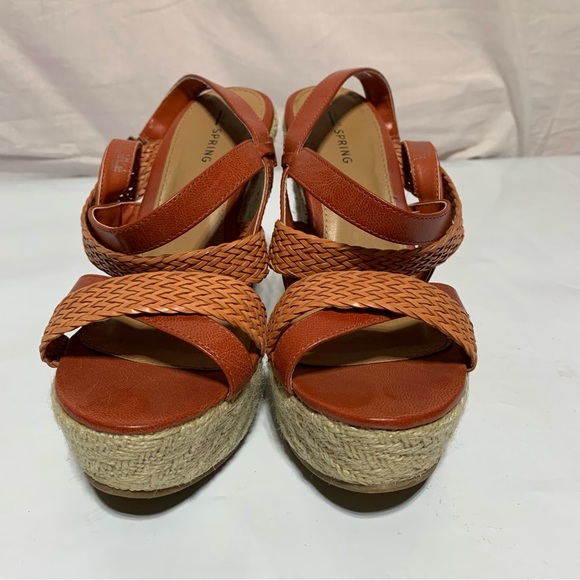 Call It Spring "Wheeleria" Wedge Heel Platforms   Size 8 - Picture 2 of 16